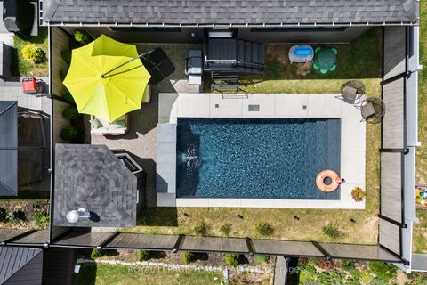 Photo 43 at 432 Gidran Circle, Emerald Meadows/Trailwest, Kanata