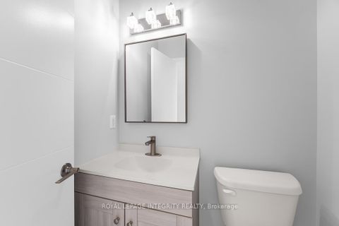 Photo 9 at B - 875 CONTOUR Street, Mer Bleue/Bradley Estates/Anderson Park, Orleans