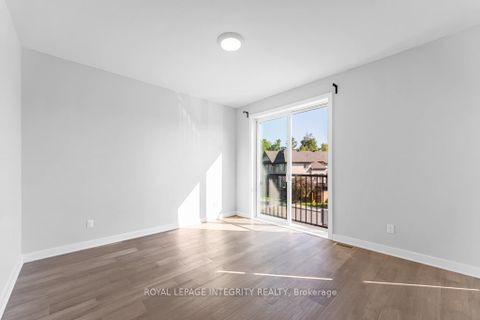 Photo 19 at B - 875 CONTOUR Street, Mer Bleue/Bradley Estates/Anderson Park, Orleans