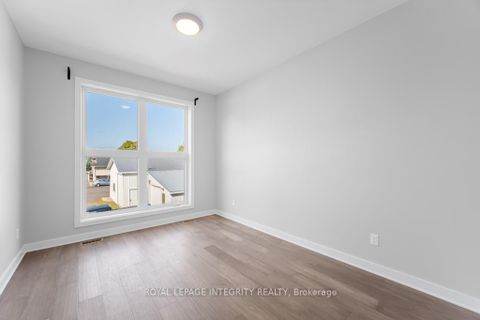 Photo 25 at B - 875 CONTOUR Street, Mer Bleue/Bradley Estates/Anderson Park, Orleans