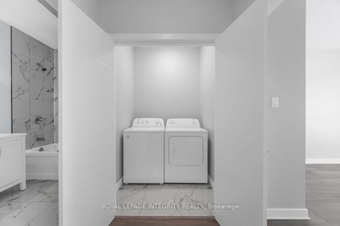 Photo 30 at B - 875 CONTOUR Street, Mer Bleue/Bradley Estates/Anderson Park, Orleans