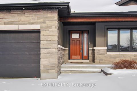 Photo 3 at 86 Horton Street, Mississippi Mills (Ramsay) Twp, Mississippi Mills