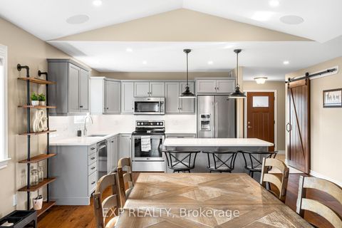 Photo 11 at 86 Horton Street, Mississippi Mills (Ramsay) Twp, Mississippi Mills