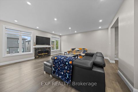 Photo 3 at 348 Abbeydale Circle, Morgan's Grant/South March, Kanata