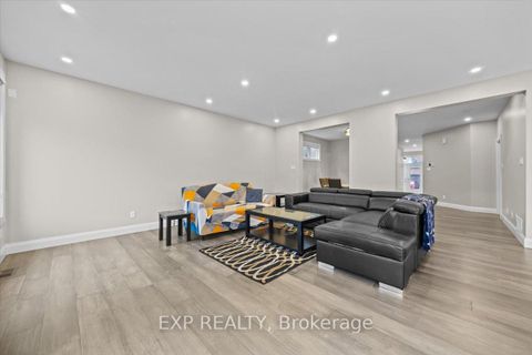 Photo 4 at 348 Abbeydale Circle, Morgan's Grant/South March, Kanata