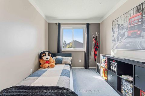 Photo 20 at 32 - 941 Cookshire Crescent, Fallingbrook/Ridgemount, Orleans