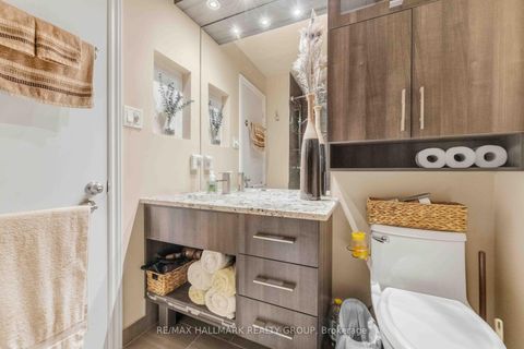 Photo 26 at 32 - 941 Cookshire Crescent, Fallingbrook/Ridgemount, Orleans