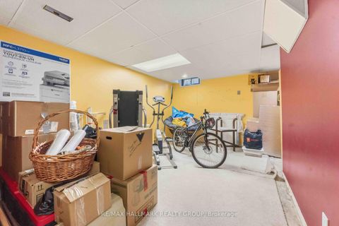 Photo 31 at 32 - 941 Cookshire Crescent, Fallingbrook/Ridgemount, Orleans