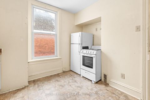 Photo 22 at 498 Gladstone Avenue, Ottawa Centre