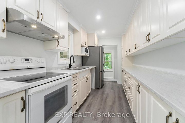 Photo 11 at 3854 Prince Of Wales Drive, Nepean (Stonebridge), Ottawa