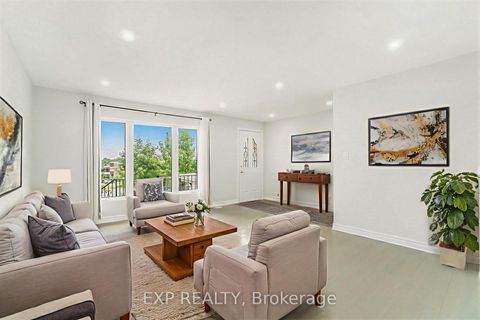 Photo 6 at 3854 Prince Of Wales Drive, Nepean (Stonebridge), Ottawa