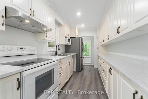 Photo 11 at 3854 Prince Of Wales Drive, Nepean (Stonebridge), Ottawa