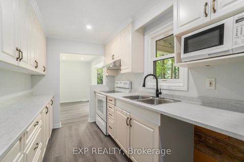 Photo 13 at 3854 Prince Of Wales Drive, Nepean (Stonebridge), Ottawa