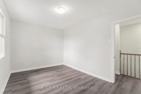 Photo 17 at 3854 Prince Of Wales Drive, Nepean (Stonebridge), Ottawa