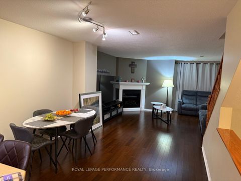 Photo 4 at 390 CROWNRIDGE Drive N, Emerald Meadows/Trailwest, Kanata