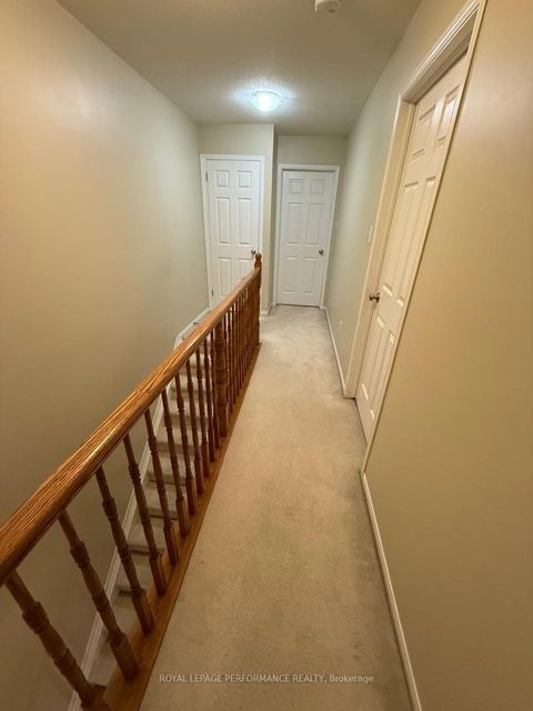 Photo 9 at 390 CROWNRIDGE Drive N, Emerald Meadows/Trailwest, Kanata