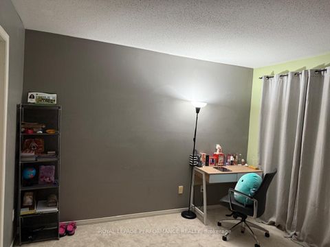 Photo 15 at 390 CROWNRIDGE Drive N, Emerald Meadows/Trailwest, Kanata