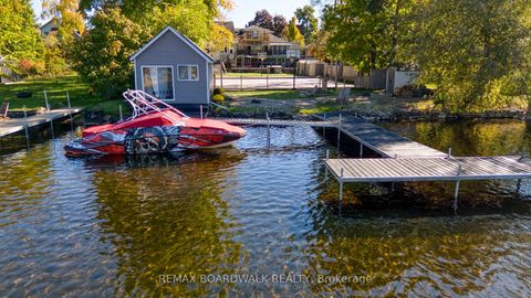 Photo 2 at 27 Allan Street, Carleton Place