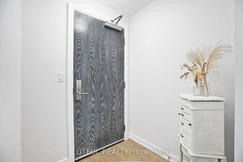 Photo 5 at 601 - 428 Sparks Street, Ottawa Centre