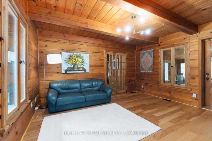 Photo 18 at 101 Myrtle Lane, Constance Bay