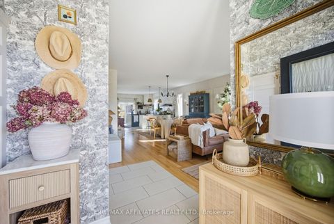 Photo 4 at 19 Senators Gate Drive, Perth