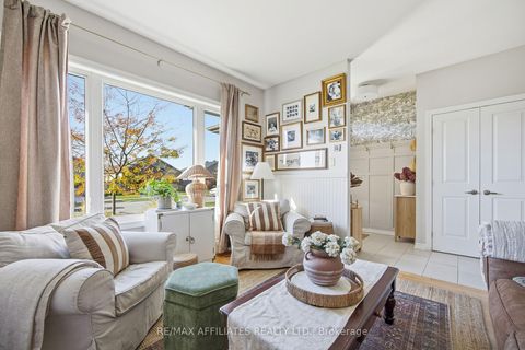 Photo 6 at 19 Senators Gate Drive, Perth