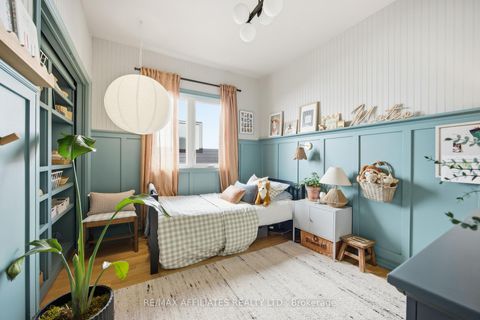 Photo 18 at 19 Senators Gate Drive, Perth