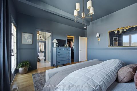 Photo 23 at 19 Senators Gate Drive, Perth