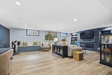 Photo 32 at 19 Senators Gate Drive, Perth