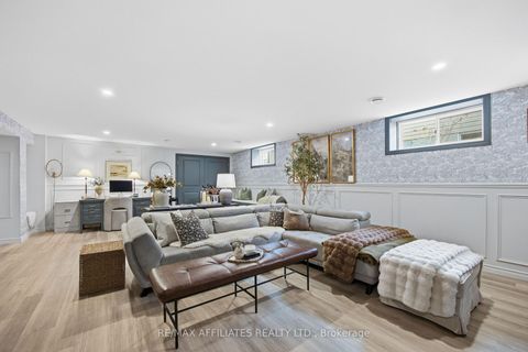 Photo 35 at 19 Senators Gate Drive, Perth