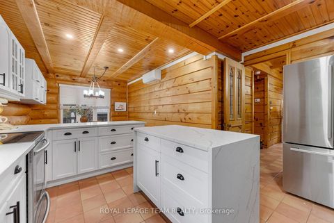 Photo 15 at 9 Hubertine Gate, Remainder of Stittsville & Area, Stittsville