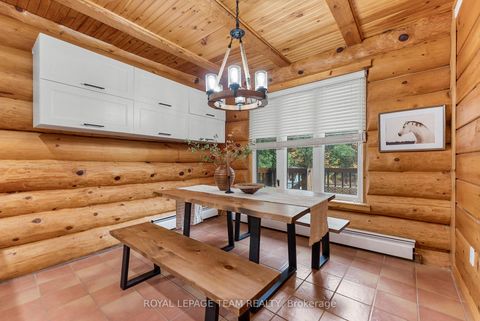 Photo 16 at 9 Hubertine Gate, Remainder of Stittsville & Area, Stittsville