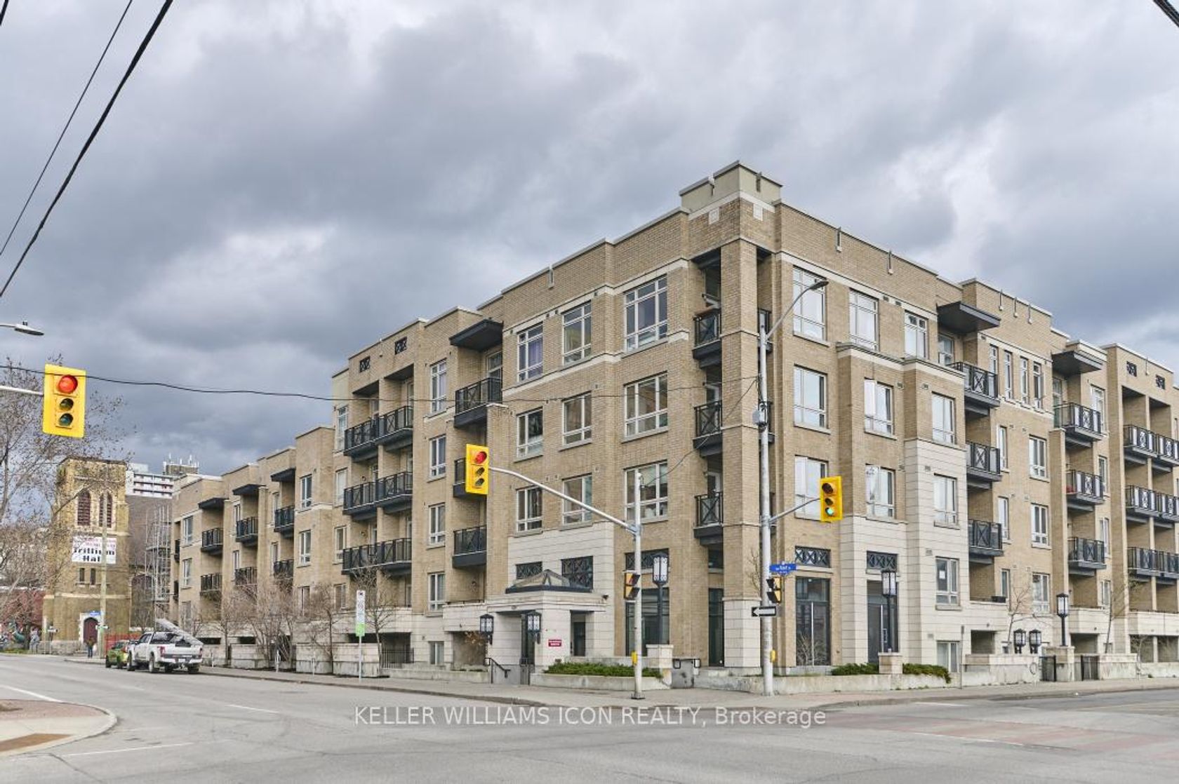 320 - 429 Kent Street, Ottawa Centre 2
