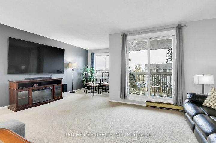 Photo 7 at 415 - 216 Viewmount Drive, Nepean (Borden Farm/Stewart Farm/Carleton Heights/Parkwood Hills), Ottawa
