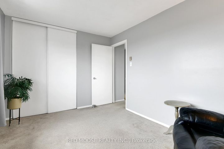 Photo 25 at 415 - 216 Viewmount Drive, Nepean (Borden Farm/Stewart Farm/Carleton Heights/Parkwood Hills), Ottawa