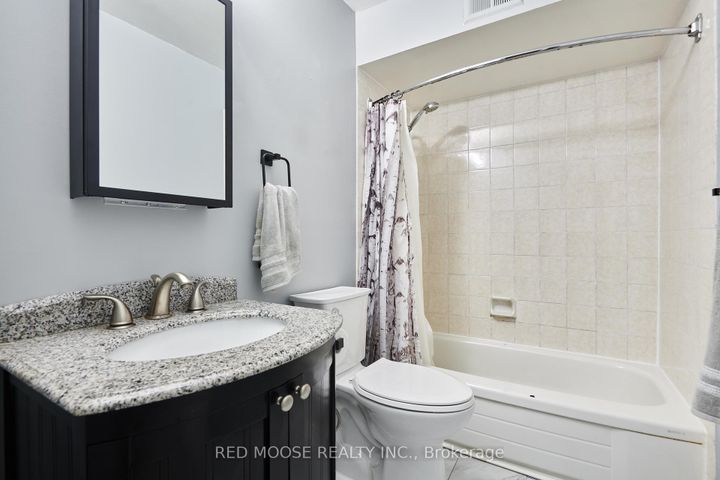 Photo 27 at 415 - 216 Viewmount Drive, Nepean (Borden Farm/Stewart Farm/Carleton Heights/Parkwood Hills), Ottawa