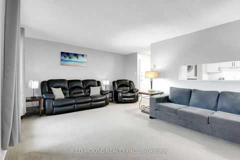 Photo 9 at 415 - 216 Viewmount Drive, Nepean (Borden Farm/Stewart Farm/Carleton Heights/Parkwood Hills), Ottawa