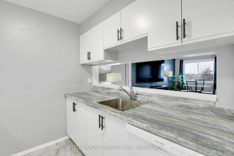 Photo 14 at 415 - 216 Viewmount Drive, Nepean (Borden Farm/Stewart Farm/Carleton Heights/Parkwood Hills), Ottawa