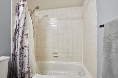 Photo 28 at 415 - 216 Viewmount Drive, Nepean (Borden Farm/Stewart Farm/Carleton Heights/Parkwood Hills), Ottawa