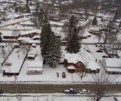 Photo 6 at 250 HARRINGTON Street, Arnprior