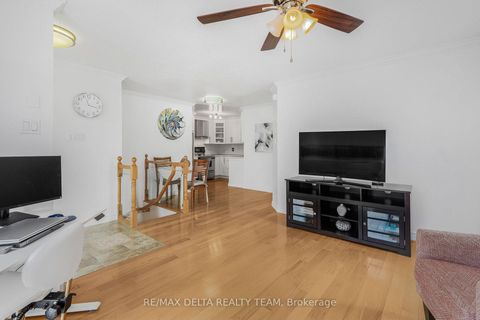 Photo 5 at 108 - 1765 Cabaret Lane, Fallingbrook/Pineridge, Orleans