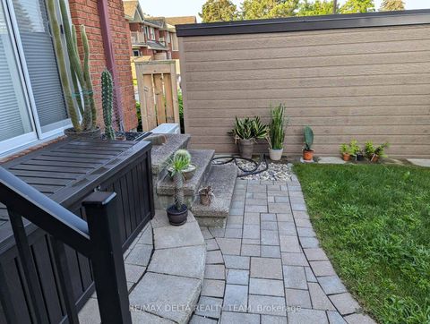 Photo 26 at 108 - 1765 Cabaret Lane, Fallingbrook/Pineridge, Orleans