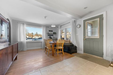 Photo 7 at 191 BELL Street, Arnprior