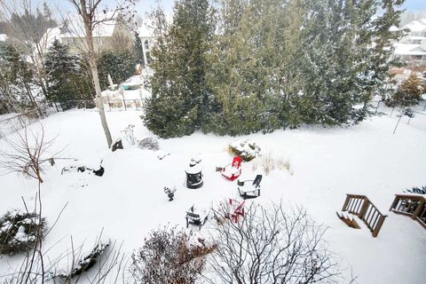 Photo 49 at 13 Beechgrove Gardens, Stittsville (South), Stittsville