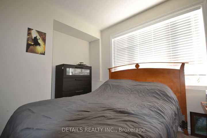 Photo 7 at 530 Snow Goose Street, Nepean (Half Moon Bay), Ottawa