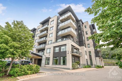 Photo 1 at 109 - 310 Centrum Boulevard, Bilberry Creek/Queenswood Heights, Orleans