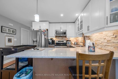 Photo 4 at 102 Sophie Lane, Merrickville