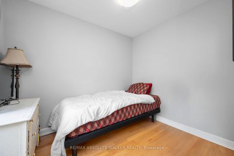 Photo 9 at 102 Sophie Lane, Merrickville