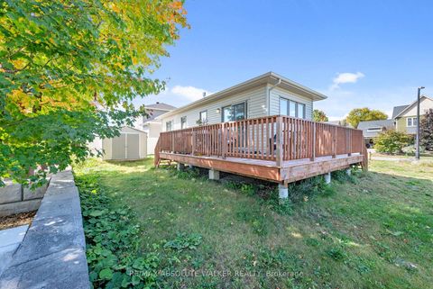 Photo 16 at 102 Sophie Lane, Merrickville