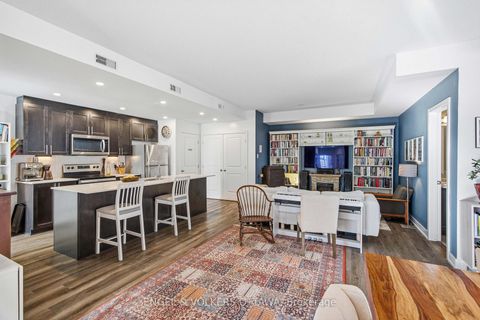 Photo 8 at B - 310 Tulum Crescent, Emerald Meadows/Trailwest, Kanata